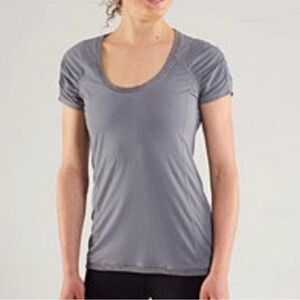 Lululemon Athletica Gray Fitted Short Sleeve T-Shirt